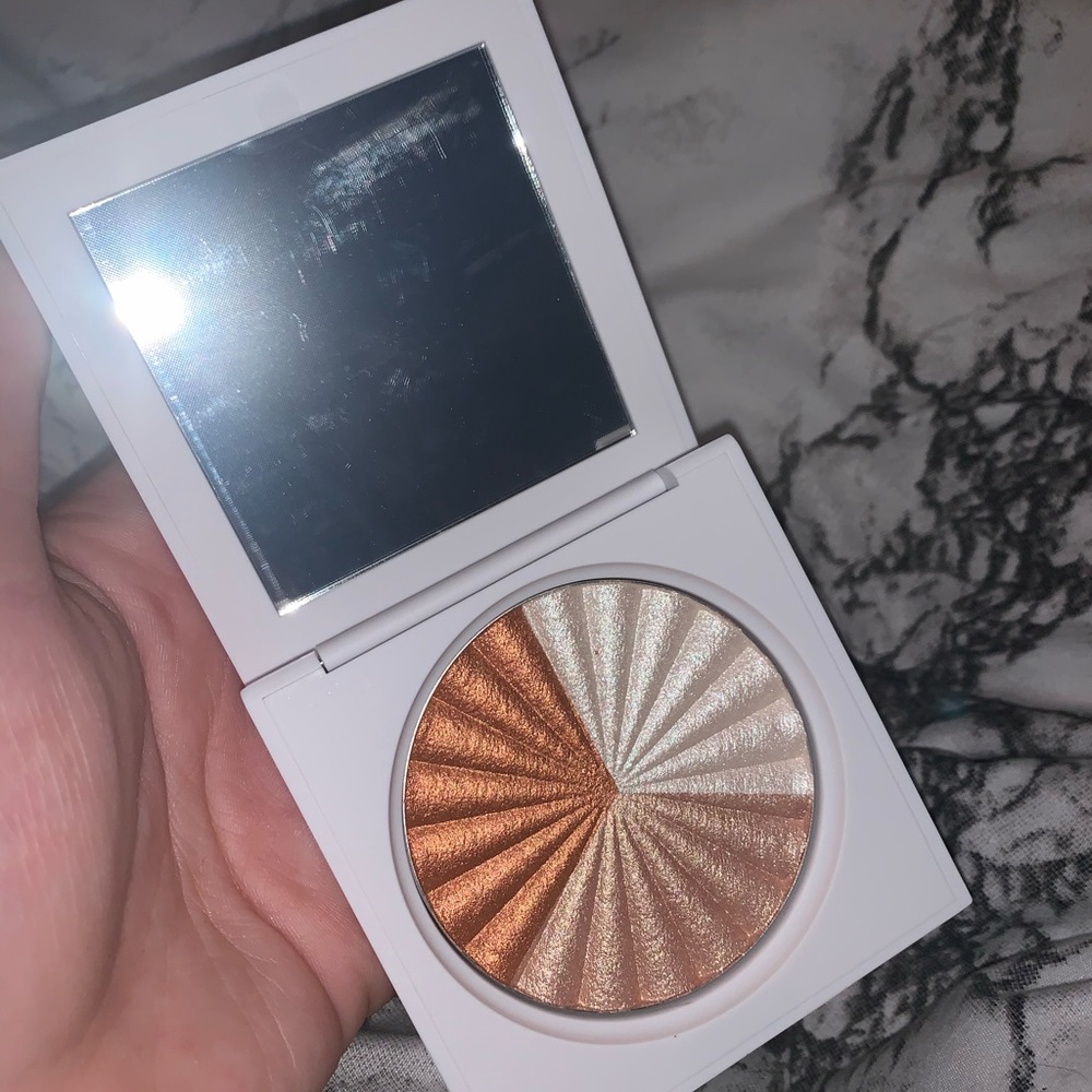 ❤️Ofra Highlighter